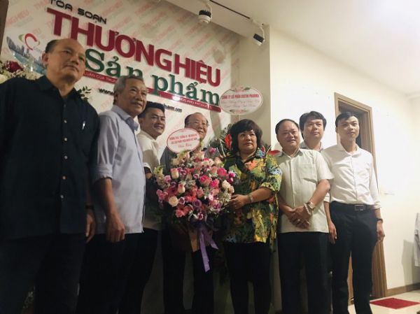 Hội VNPS chúc mừng Tạp chí TH&SP nhân ngày Báo chí Cách mạng Việt Nam